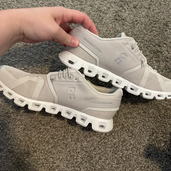 On cloud Women’s Cloud 6 - Picture 6 of 12